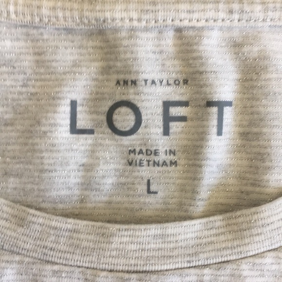 3/$20 EUC LOFT Silver Shimmer Stripe Long Sleeve Tee, size Large ❤️ - Picture 8 of 10